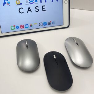 "Sumérgete en la vanguardia del diseño tecnológico con nuestro extraordinario Mouse Bluetooth Metalizado. Este no es solo un accesorio más, sino una verdadera declaración de estilo y funcionalidad que transformará por completo tu experiencia informática.